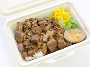 魯肉飯(ルーローハン)600円