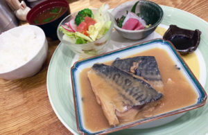 魚定食1000円