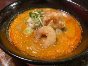 海老味噌担々麺(1390円)「サカホンキッチン」
