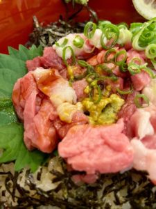 馬肉ネギトロ丼(¥1000税込）