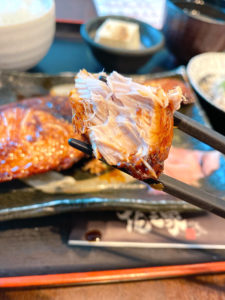「佐之家」の天然　紀州桜ブリ照り焼き定食 850円