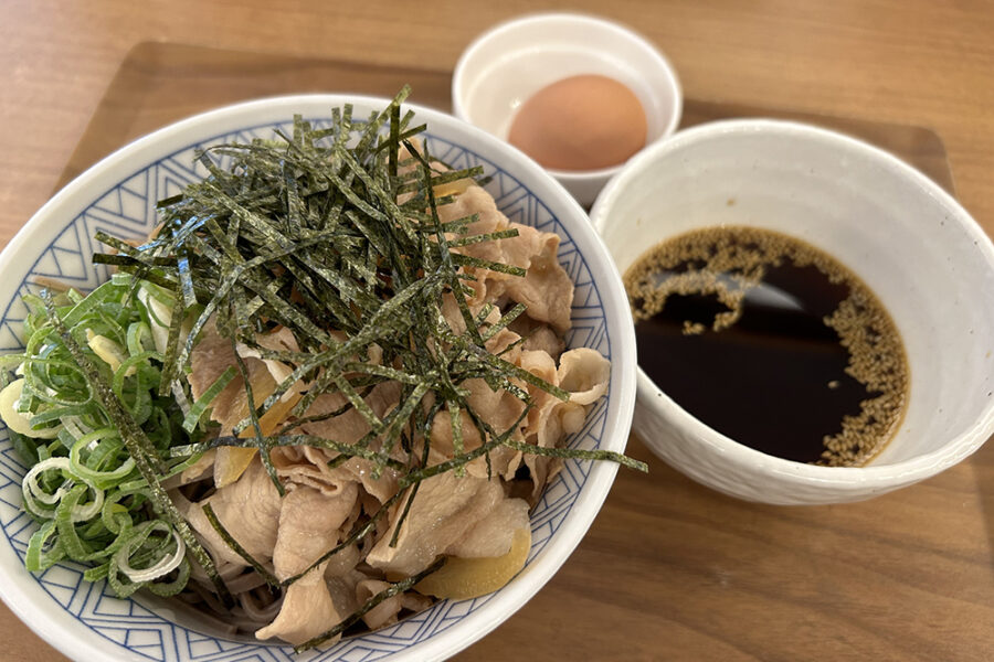 「肉そばニューヨーク」肉つけsoba
