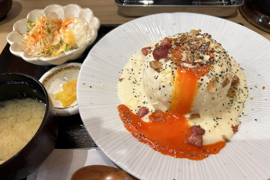 「大三元」濃厚カルボナーラ飯