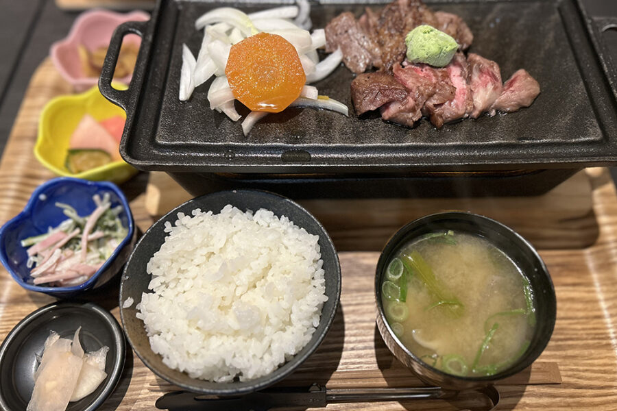 「FUNDELI」和牛メガネステーキランチ