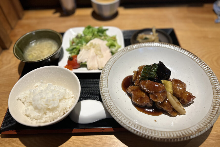 「中国菜シンペイ」きなこ豚の酢豚