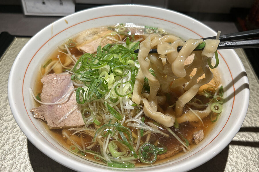 「ぶっとく生きろ」極太麺