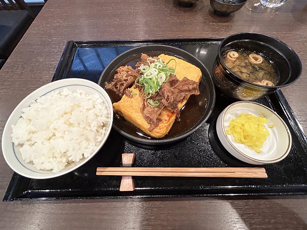 「米や和牛堂」肉玉定食