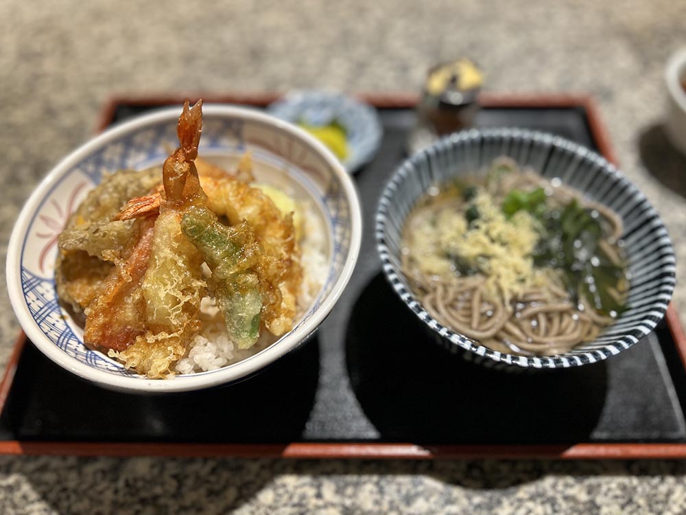 「あしべ」天丼セット