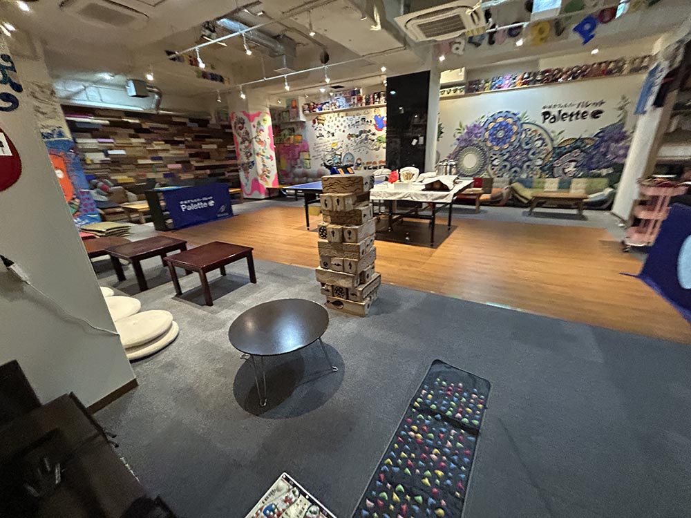 「パレット」店内