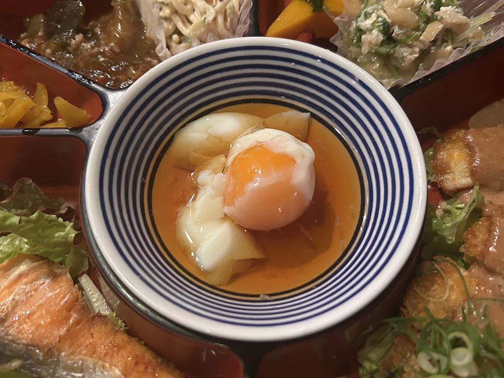 「多満喜」温泉卵