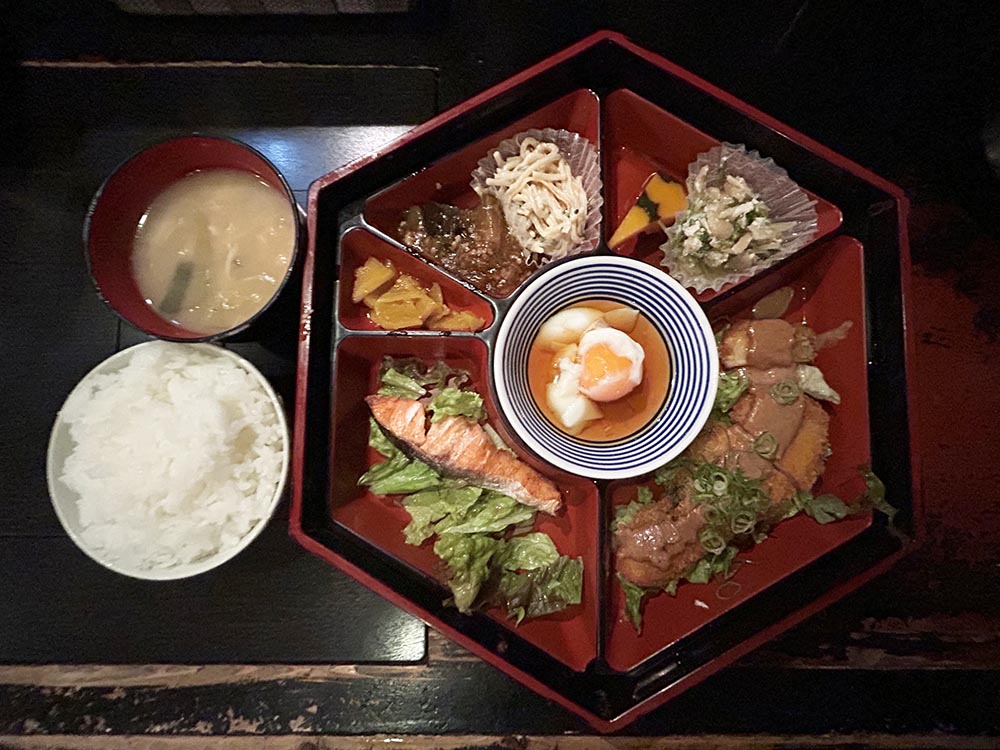 「多満喜」日替り定食