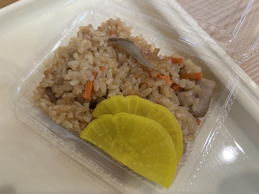 「つるまる饂飩」鳥めし